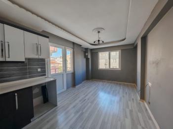 Didim Yeni Mahalle'de Yatırımlık & Bakımlı 2+1 Satılık Daire