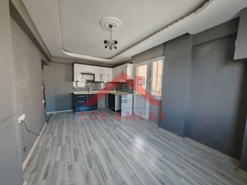 Didim Yeni Mahalle'de Yatırımlık & Bakımlı 2+1 Satılık Daire