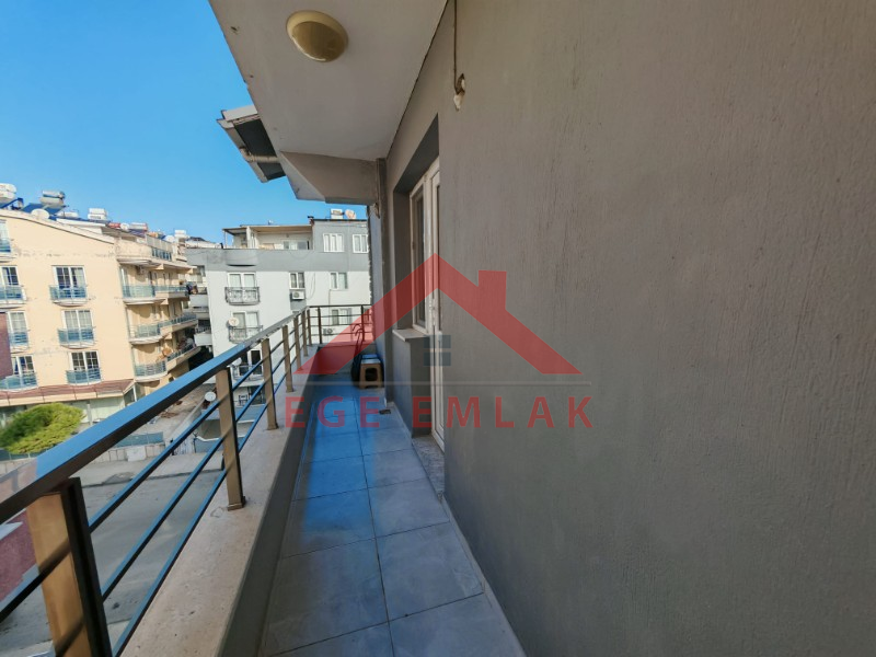 Didim Yeni Mahalle'de Yatırımlık & Bakımlı 2+1 Satılık Daire