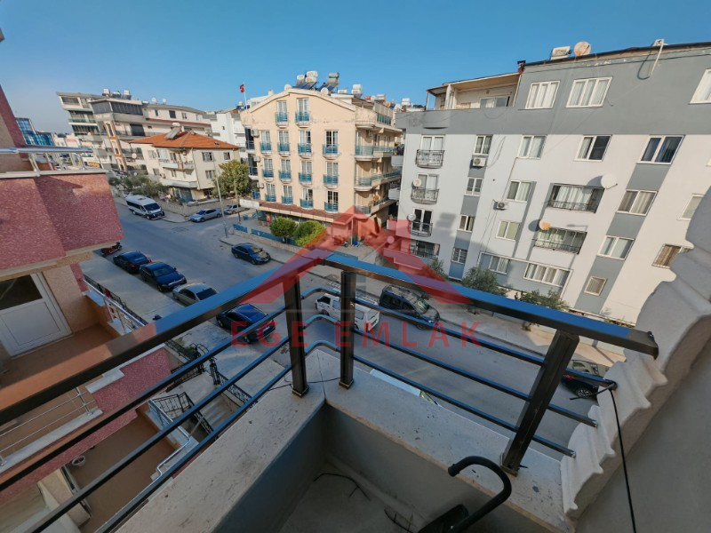 Didim Yeni Mahalle'de Yatırımlık & Bakımlı 2+1 Satılık Daire