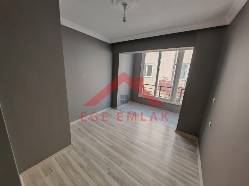 Didim Yeni Mahalle'de Yatırımlık & Bakımlı 2+1 Satılık Daire