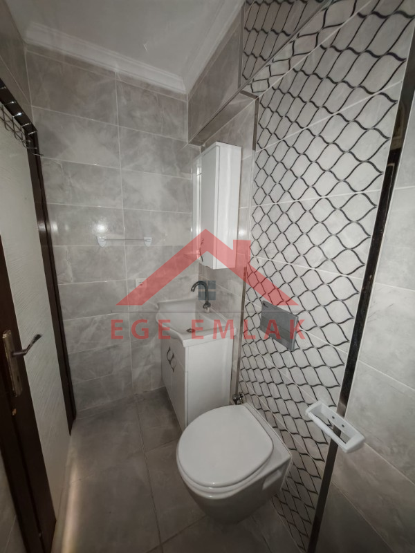 Didim Yeni Mahalle'de Yatırımlık & Bakımlı 2+1 Satılık Daire