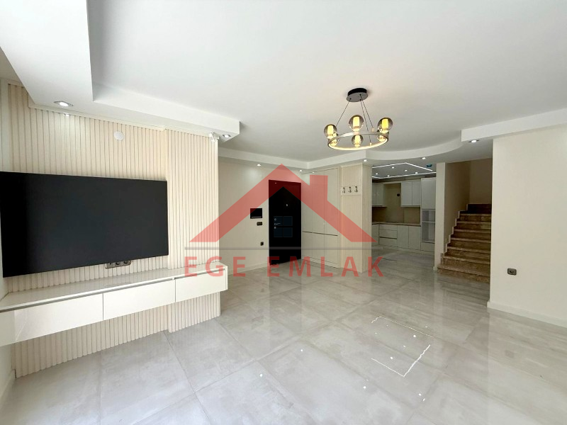 Didim'de Denize 100 Metre Mesafede Satılık 3+1 Villa
