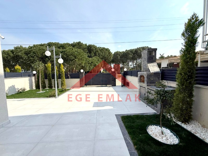 Didim'de Denize 100 Metre Mesafede Satılık 3+1 Villa