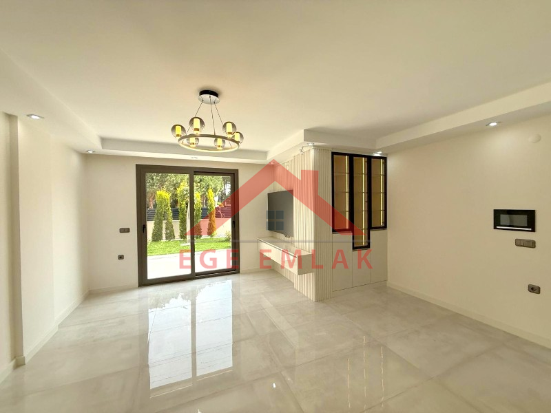 Didim'de Denize 100 Metre Mesafede Satılık 3+1 Villa