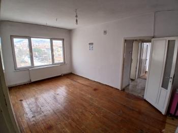 GÜVENAY - ACİLL KALE MAH. ÇORUM KALESİ KARŞISI SATILIK 2+1 DAİRE