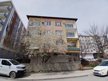 GÜVENAY - ÇORUM KALE MAH. ÇORUM KALESİ KARŞISI SATILIK 2+1 DAİRE