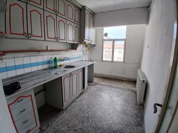 GÜVENAY - ACİLL KALE MAH. ÇORUM KALESİ KARŞISI SATILIK 2+1 DAİRE