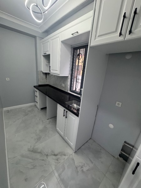 Akşemsettin Metro'ya 5 Dk 2+1 Bahçeli Sıfır Satılık Daire