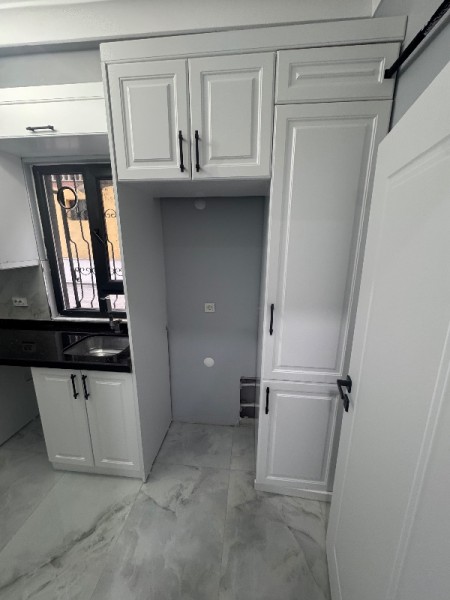 Akşemsettin Metro'ya 5 Dk 2+1 Bahçeli Sıfır Satılık Daire