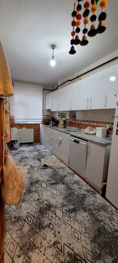 Yeşilpınar'da 90 m2 Arakat Balkonlu Satılık Daire