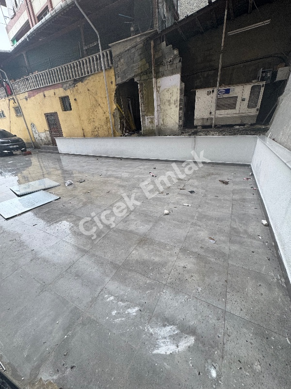 Akşemsettin Metro'ya 5 Dk 2+1 Bahçeli Sıfır Satılık Daire