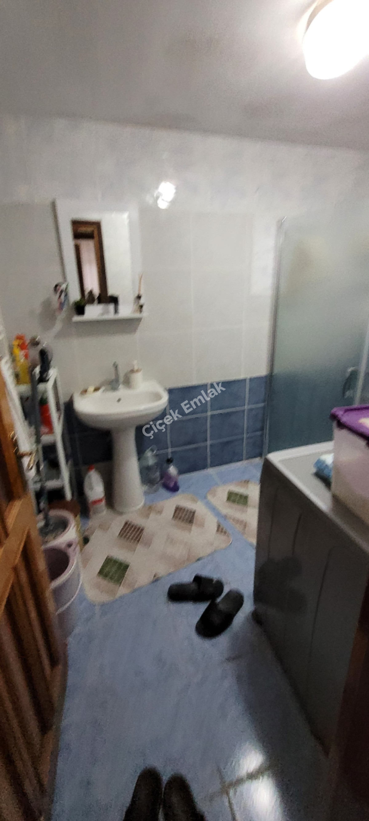 Yeşilpınar'da 90 m2 Arakat Balkonlu Satılık Daire