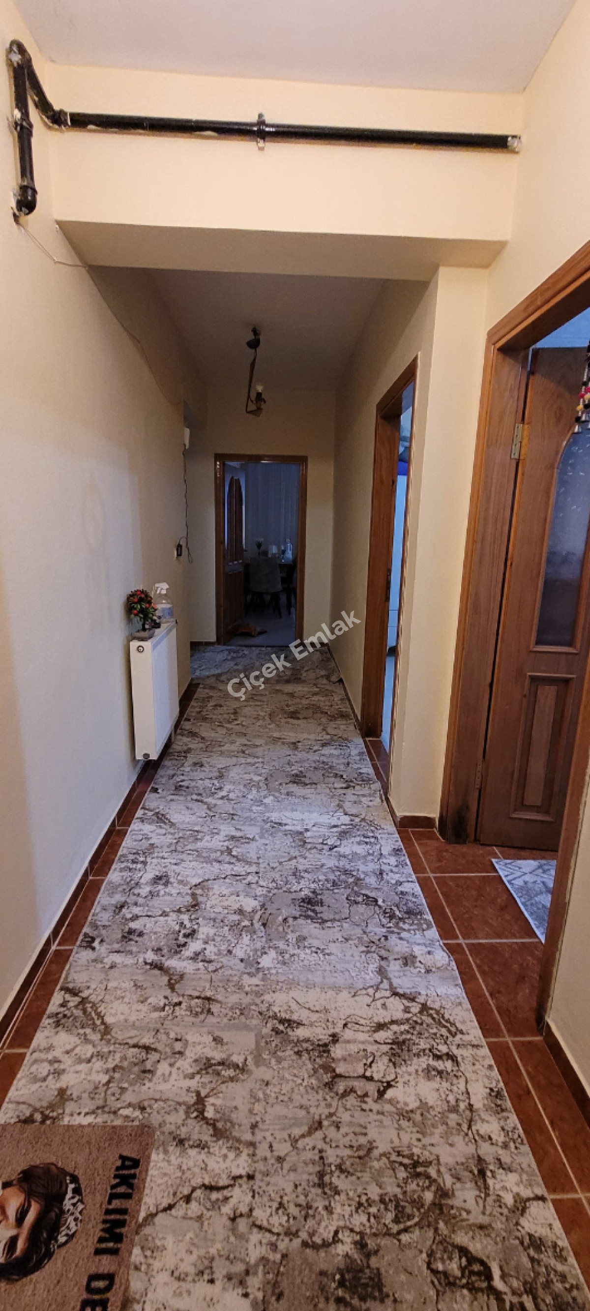 Yeşilpınar'da 90 m2 Arakat Balkonlu Satılık Daire