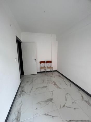 AFYON ÜÇOK EMLAKTAN KAYADİBİ MAH TEMİZ BAKIMLI 3+1 120M² KİRALIK DAİRE 