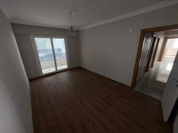 DİDİM YENİ MAHALLE’DE 115M² NET ALANA SAHİP 3+1 AYRI MUTFAKLI, ÖNÜ OTOPARKLI GENİŞ VE FERAH ODALI, BALKONLU ARA KAT SATILIK DAİRE