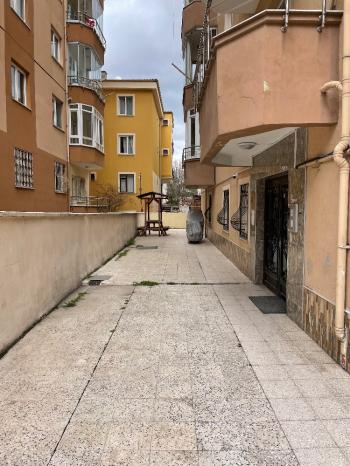 Güvenay - Çorum Üçtutlar Mah. Fatih Caddesi Üzeri 3+1 Kiralık Daire 