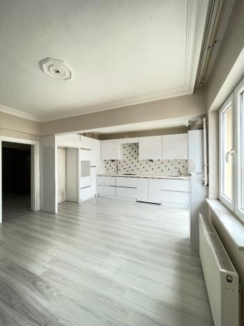 Güvenay - Çorum Üçtutlar Mah. Fatih Caddesi Üzeri 3+1 Kiralık Daire 