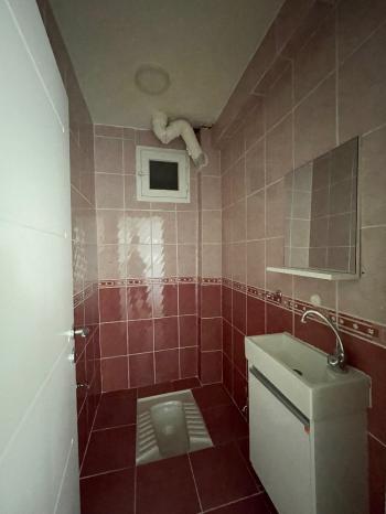 Güvenay - Çorum Üçtutlar Mah. Fatih Caddesi Üzeri 3+1 Kiralık Daire 