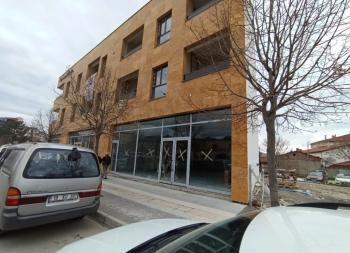 Güvenay - Çorum Karaçeli Mah. Recep Tayyip Erdoğan Caddesi Üzeri Kiralık Dükkan 