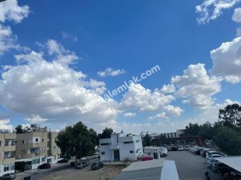 KÜÇÜK KAYMAKLI'DA SATILIK  2+1 EŞYALI DAİRE
