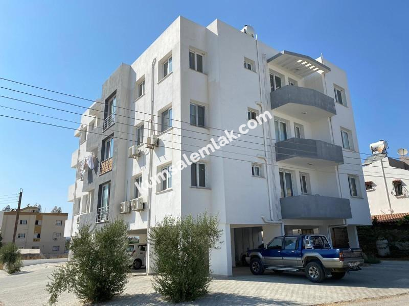 KÜÇÜK KAYMAKLI'DA SATILIK  2+1 EŞYALI DAİRE
