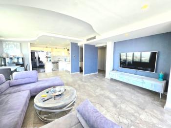 KKTC Girne Merkezde Panaromik Deniz Manzaralı Kiralık 3+1 Eşyalı Lüks Daire