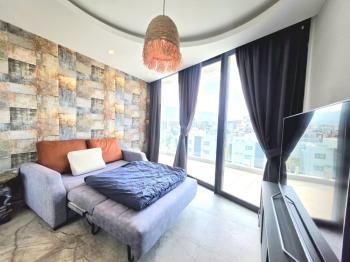 KKTC Girne Merkezde Panaromik Deniz Manzaralı Kiralık 3+1 Eşyalı Lüks Daire