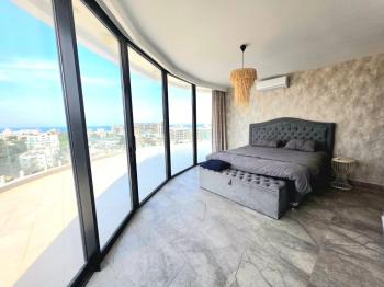 KKTC Girne Merkezde Panaromik Deniz Manzaralı Kiralık 3+1 Eşyalı Lüks Daire