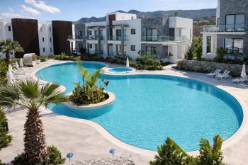 Girne Esentepe’de Bahçe Katı Satılık Stüdyo Daire