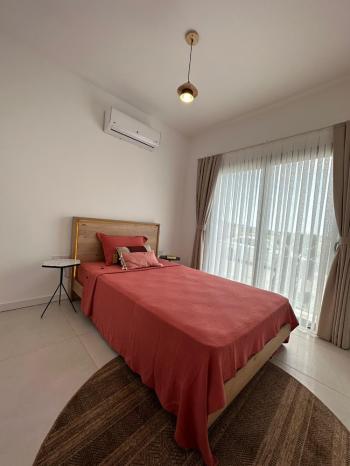 Girne Esentepe’de Bahçe Katı Satılık Stüdyo Daire