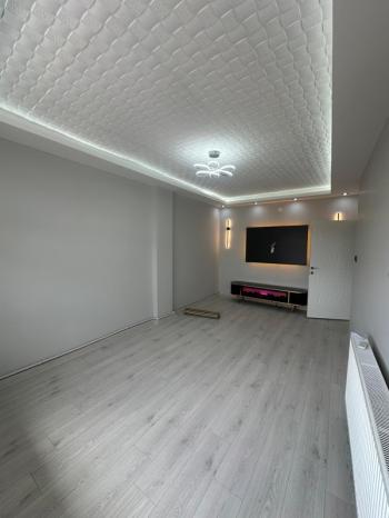 CUMHURİYET MAH 2+1 85M² TEMİZ BAKIMLI KİRALIK DAİRE