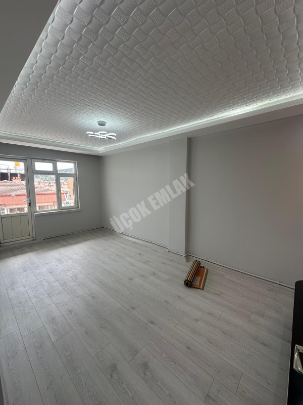 CUMHURİYET MAH 2+1 85M² TEMİZ BAKIMLI KİRALIK  DAİRE