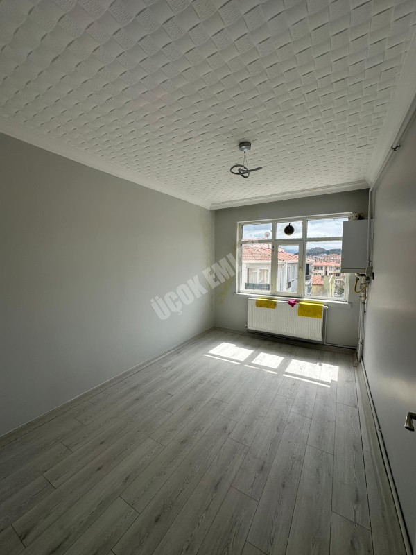 CUMHURİYET MAH 2+1 85M² TEMİZ BAKIMLI KİRALIK  DAİRE