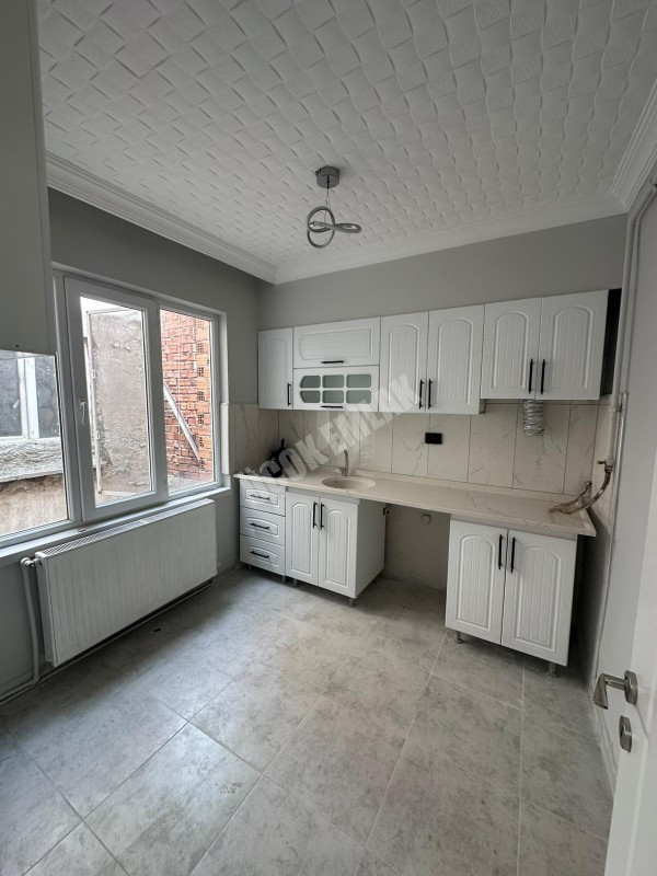 CUMHURİYET MAH 2+1 85M² TEMİZ BAKIMLI KİRALIK  DAİRE