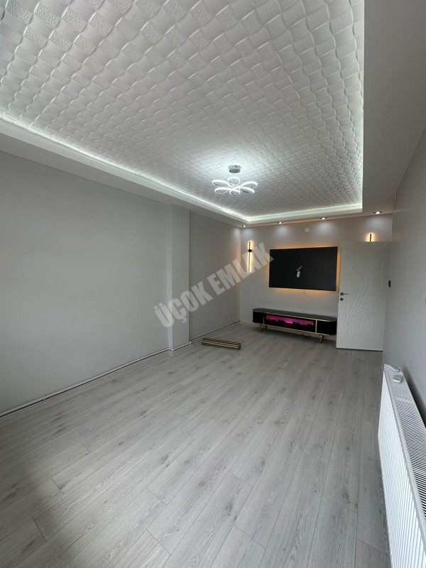 CUMHURİYET MAH 2+1 85M² TEMİZ BAKIMLI KİRALIK  DAİRE
