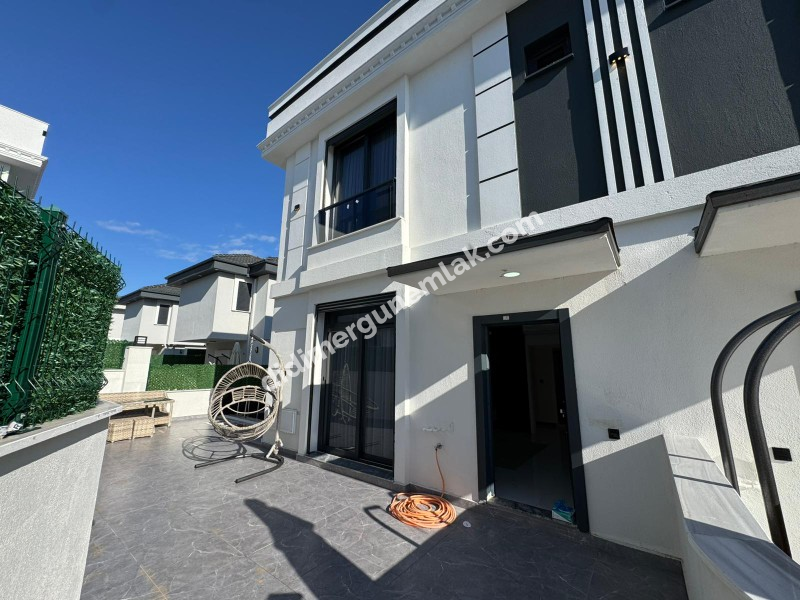 DİDİM ÇAMLIK MAHALLESİ’NDE ULTRA LÜKS MÜSTAKİL VİLLA | ÖZEL HAVUZLU | FULL EŞYALI | 3+1 AÇIK MUTFAK | 175 m² NET | GENİŞ VERANDALI | 3 CEPHELİ (GÜNEY-BATI-KUZEY) | DENİZE YÜRÜME MESAFESİNDE | TAM BAĞIMSIZ MÜSTAKİL GİRİŞLİ 