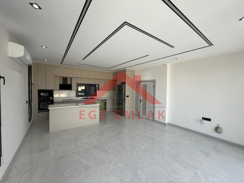 Didim Altınkumda Denize 500 Metre Mesafede Satılık Villa