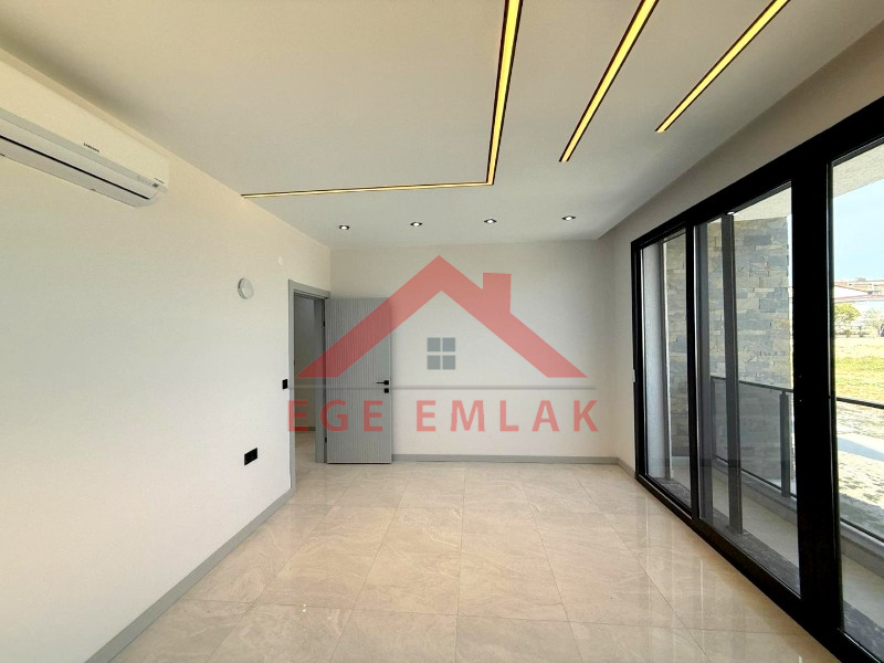 Didim Altınkumda Denize 500 Metre Mesafede Satılık Villa