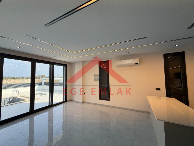 Didim Altınkumda Denize 500 Metre Mesafede Satılık Villa