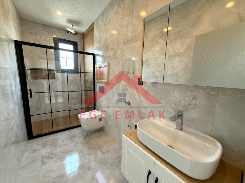 Didim Altınkumda Denize 500 Metre Mesafede Satılık Villa