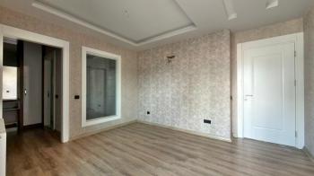 Elmas'tan Batıkent'te Havuzlu 3 Banyolu Yeni Nesil 4+1