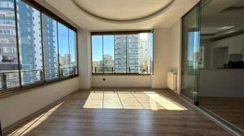 Elmas'tan Batıkent'te Havuzlu 3 Banyolu Yeni Nesil 4+1