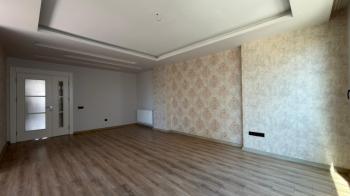 Elmas'tan Batıkent'te Havuzlu 3 Banyolu Yeni Nesil 4+1