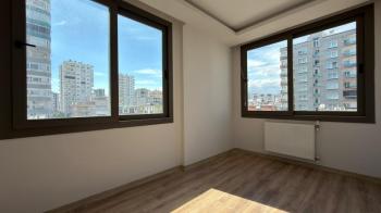 Elmas'tan Batıkent'te Havuzlu 3 Banyolu Yeni Nesil 4+1