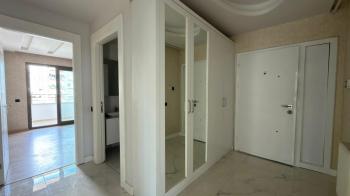 Elmas'tan Batıkent'te Havuzlu 3 Banyolu Yeni Nesil 4+1