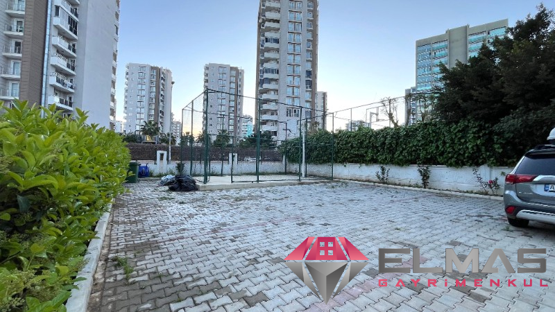 Elmas’tan Merkez Mh’de Tek Bloklu Havuzlu 2+1