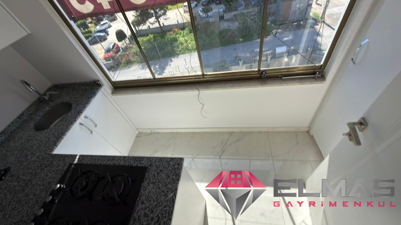 Elmas'tan Batıkent'te Havuzlu 3 Banyolu Yeni Nesil 4+1