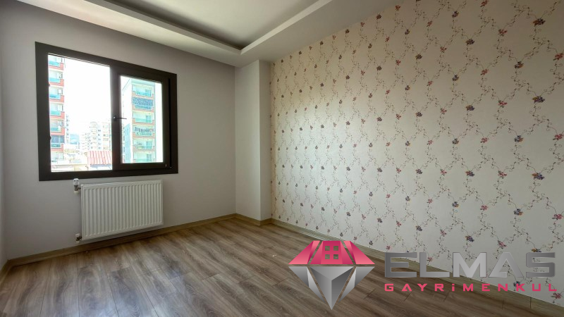 Elmas'tan Batıkent'te Havuzlu 3 Banyolu Yeni Nesil 4+1