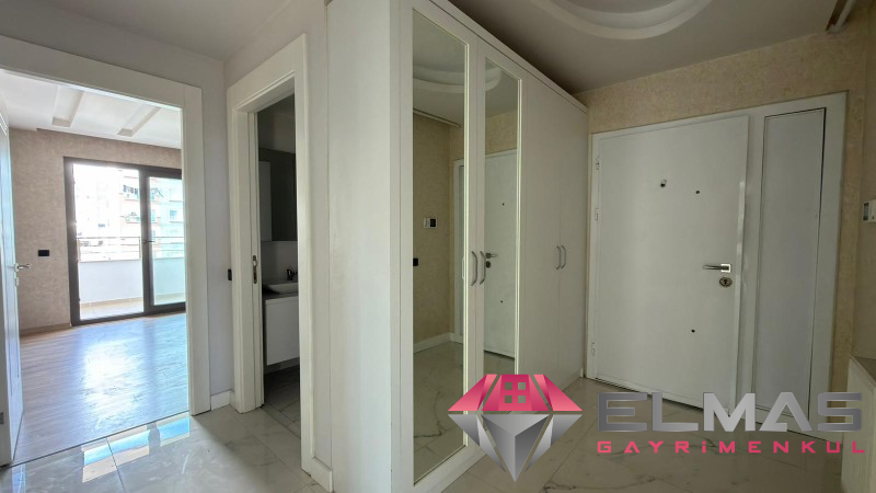 Elmas'tan Batıkent'te Havuzlu 3 Banyolu Yeni Nesil 4+1